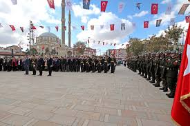 CUMHURİYET SEVGİSİ MEYDANLARA SIĞMADI